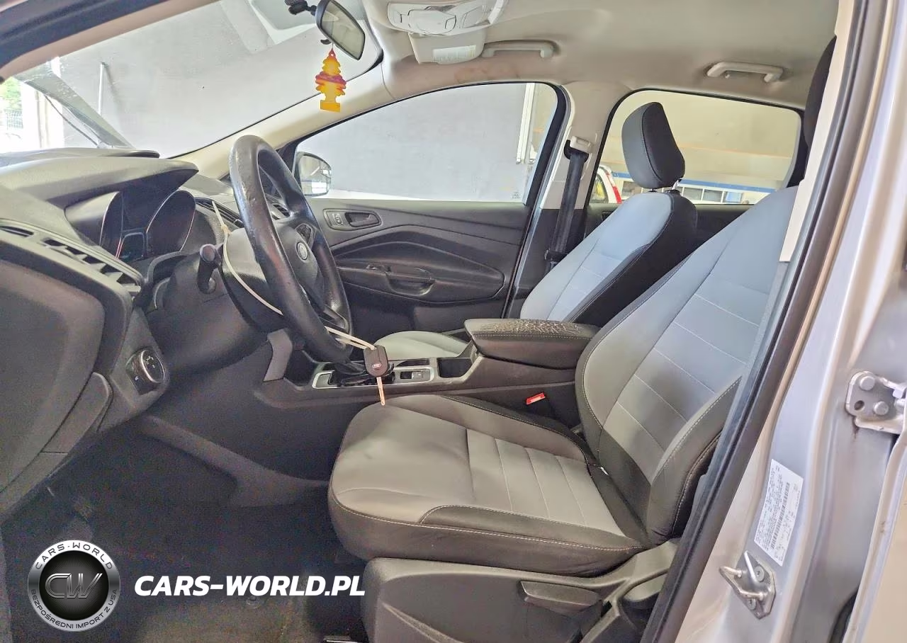 2019 Ford Escape S VIN:1FMCU0F75KUC47026 - 7