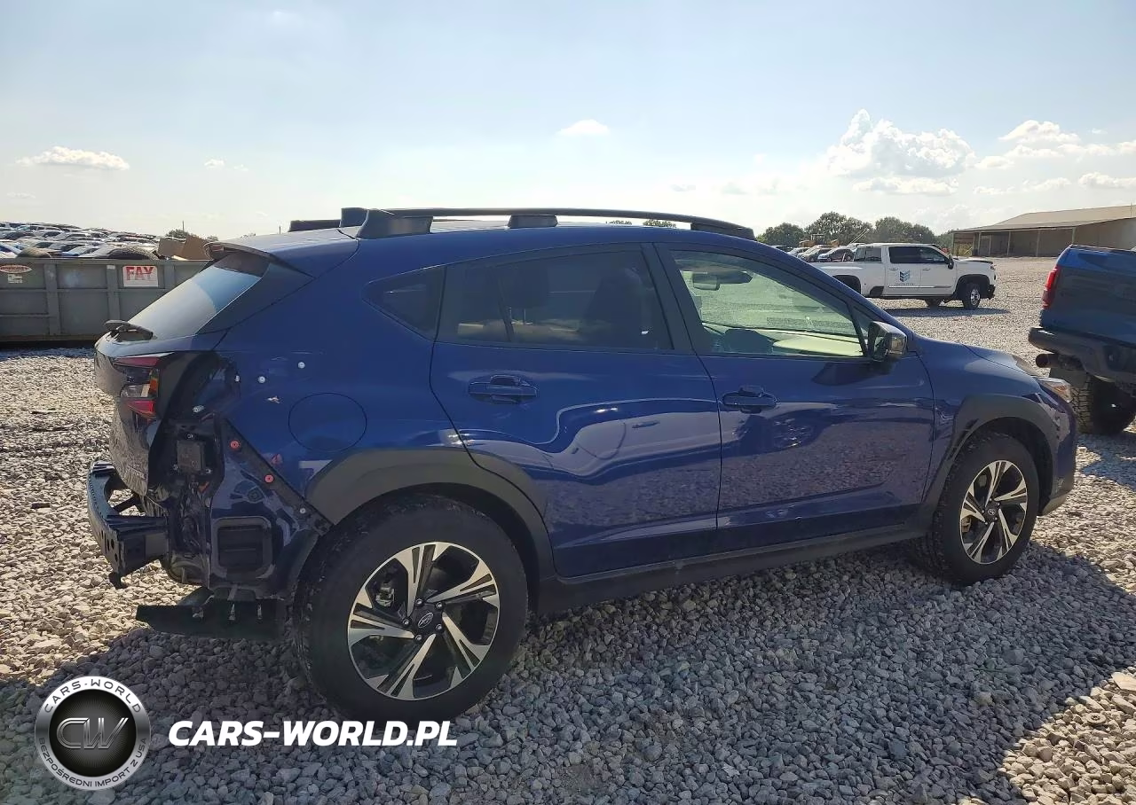 2024 Subaru Crosstrek Premium VIN:JF2GUADCXR8385368 - 3