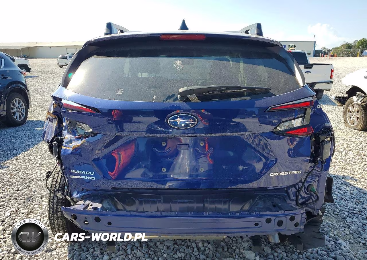 2024 Subaru Crosstrek Premium VIN:JF2GUADCXR8385368 - 6