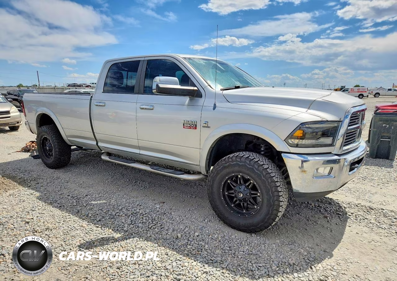 2012 Dodge Ram 3500 Laramie VIN:3C63D3JLXCG172961 - 4