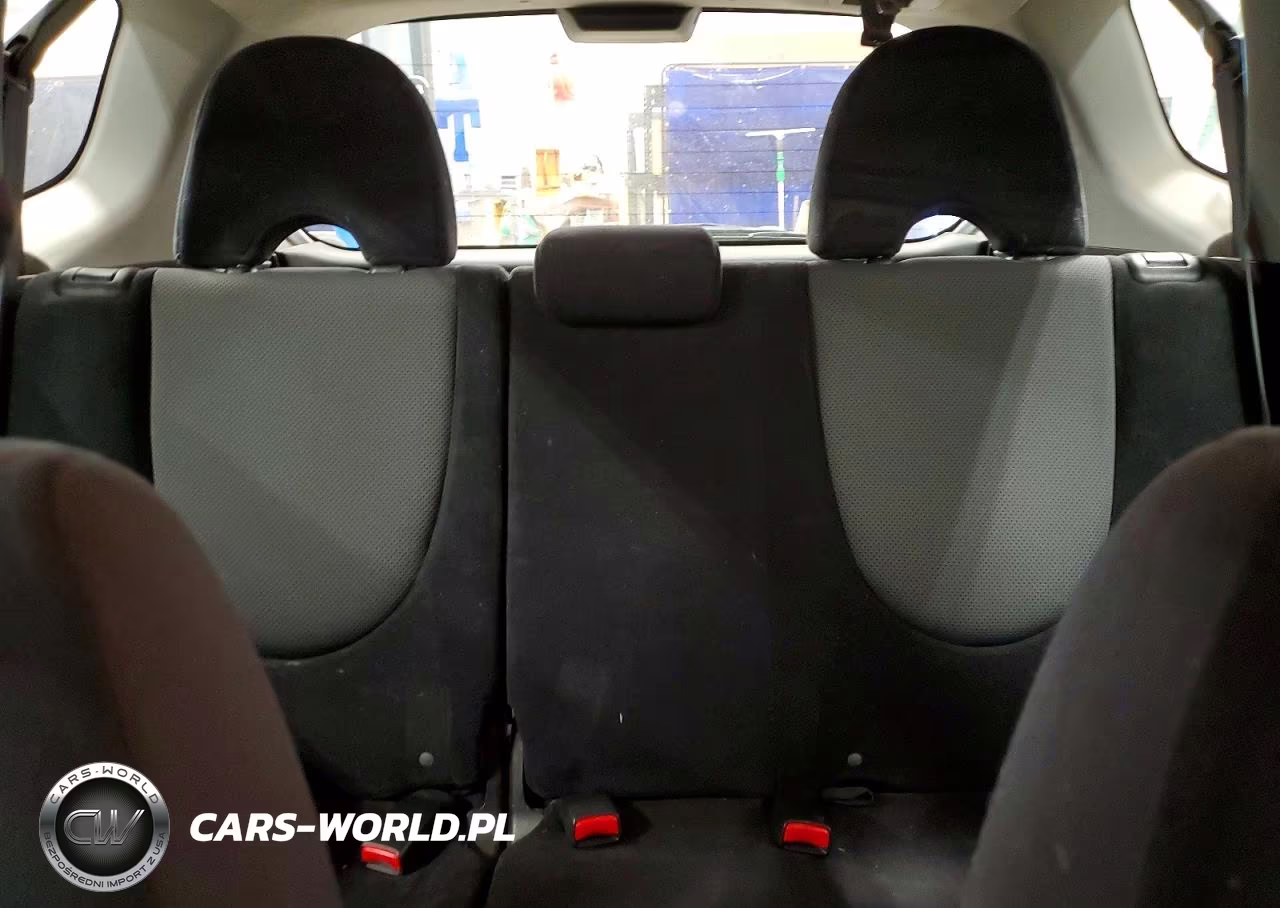 2007 Honda Fit S VIN:JHMGD38697S060997 - 10