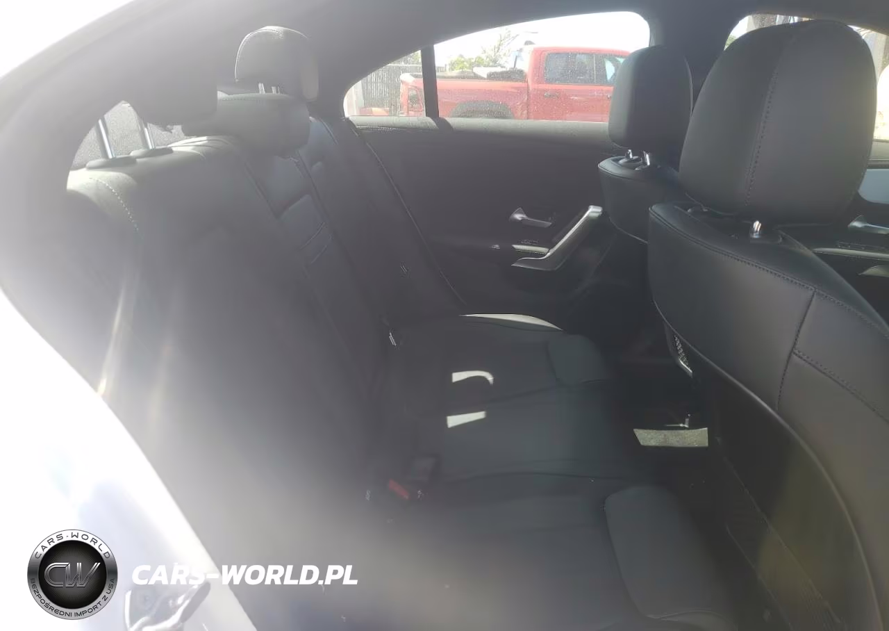 2023 Mercedes-Benz Cla 250 VIN:W1K5J4GB9PN331969 - 10