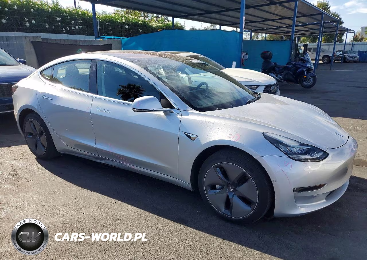 2018 Tesla Model 3 VIN:5YJ3E1EA2JF058801 - 4