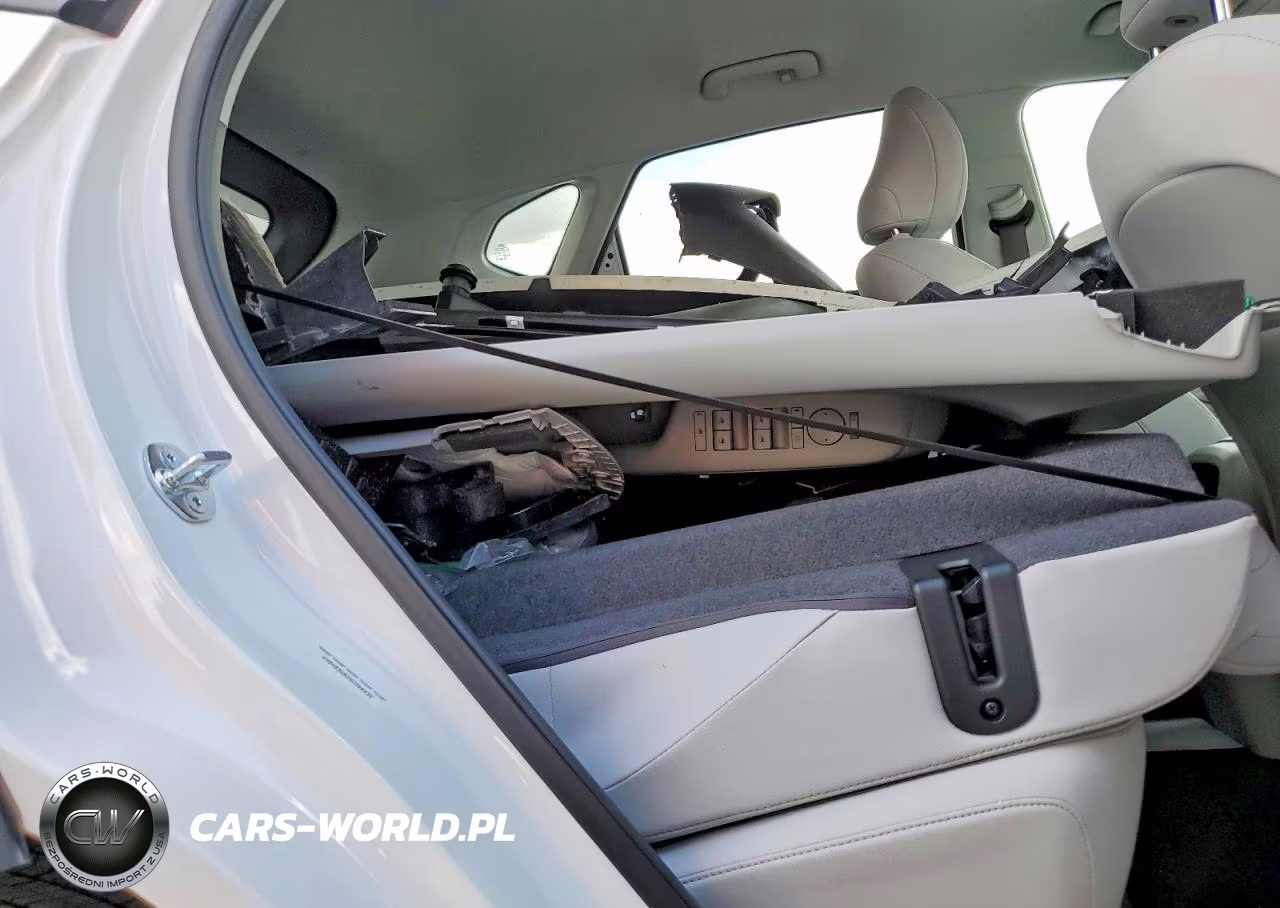 2025 Hyundai Kona VIN:KM8HB3AB2SU300435 - 11
