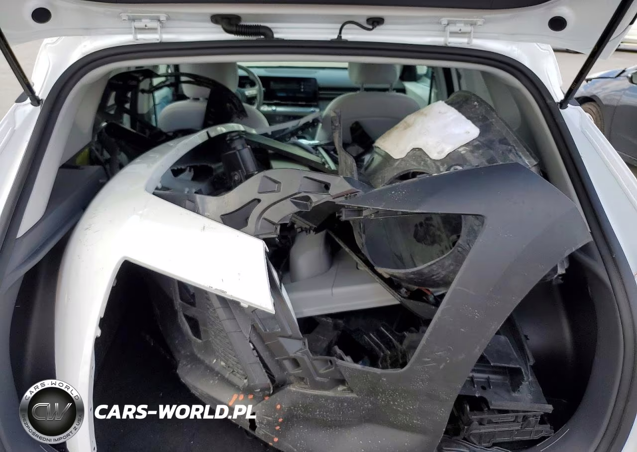 2025 Hyundai Kona VIN:KM8HB3AB2SU300435 - 13