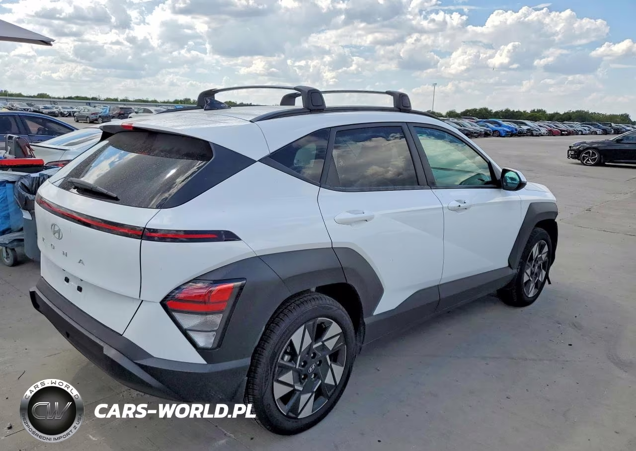 2025 Hyundai Kona VIN:KM8HB3AB2SU300435 - 3