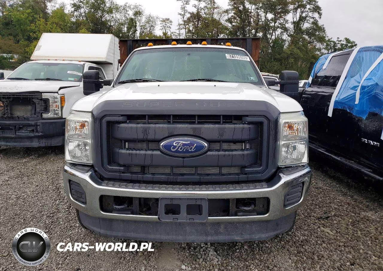 2015 Ford F350 Super Duty VIN:1FDRF3HT8FED11608 - 5