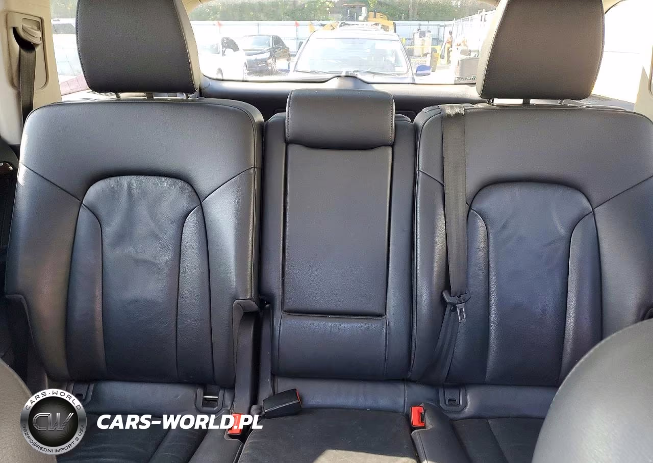 2015 Audi Q7 Premium Plus VIN:WA1LGAFE5FD029085 - 10