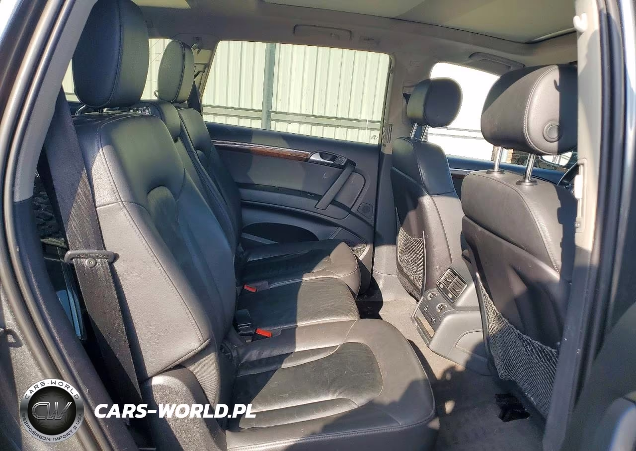 2015 Audi Q7 Premium Plus VIN:WA1LGAFE5FD029085 - 11