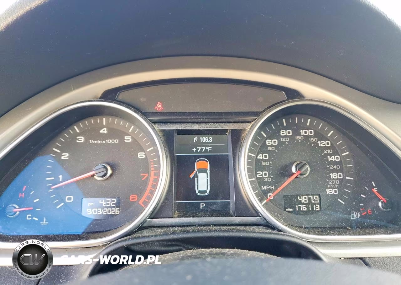 2015 Audi Q7 Premium Plus VIN:WA1LGAFE5FD029085 - 9