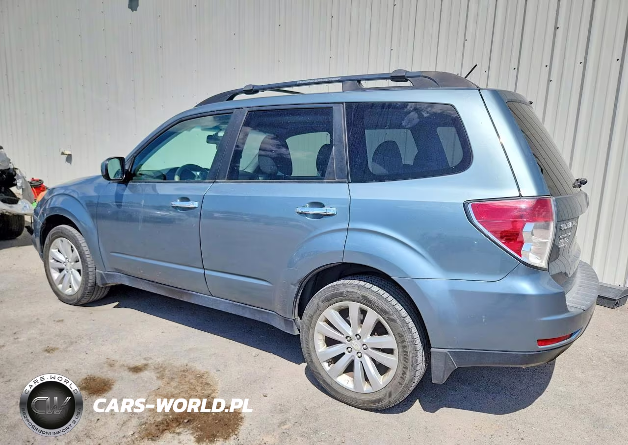 2011 Subaru Forester 2.5X Premium VIN:JF2SHBDC5BH701236 - 2