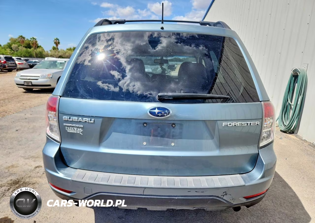 2011 Subaru Forester 2.5X Premium VIN:JF2SHBDC5BH701236 - 6