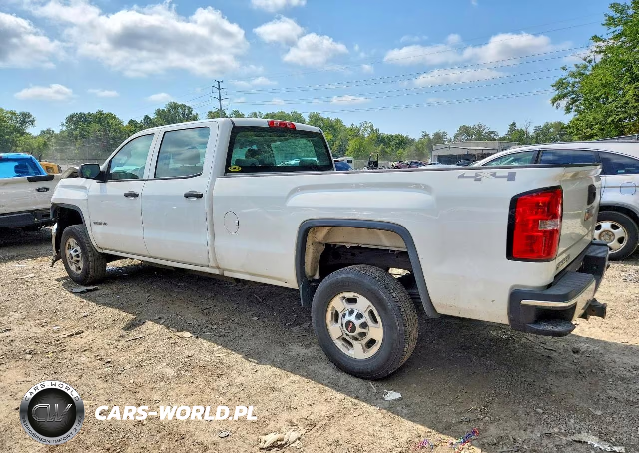 2015 GMC Sierra K2500 Heavy Duty VIN:1GT12XE82FF647351 - 2