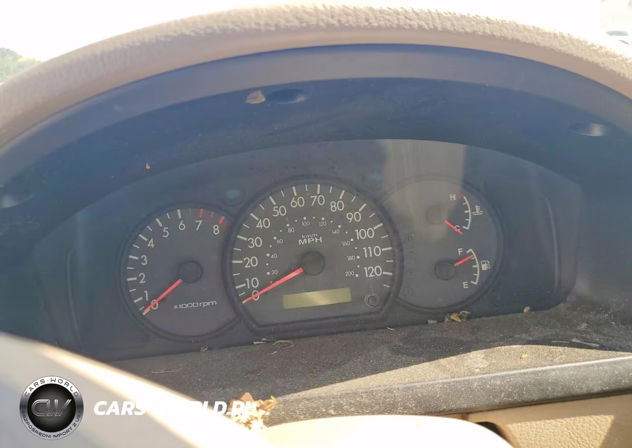 2003 Kia Rio Base VIN:KNADC125736211458 - 9