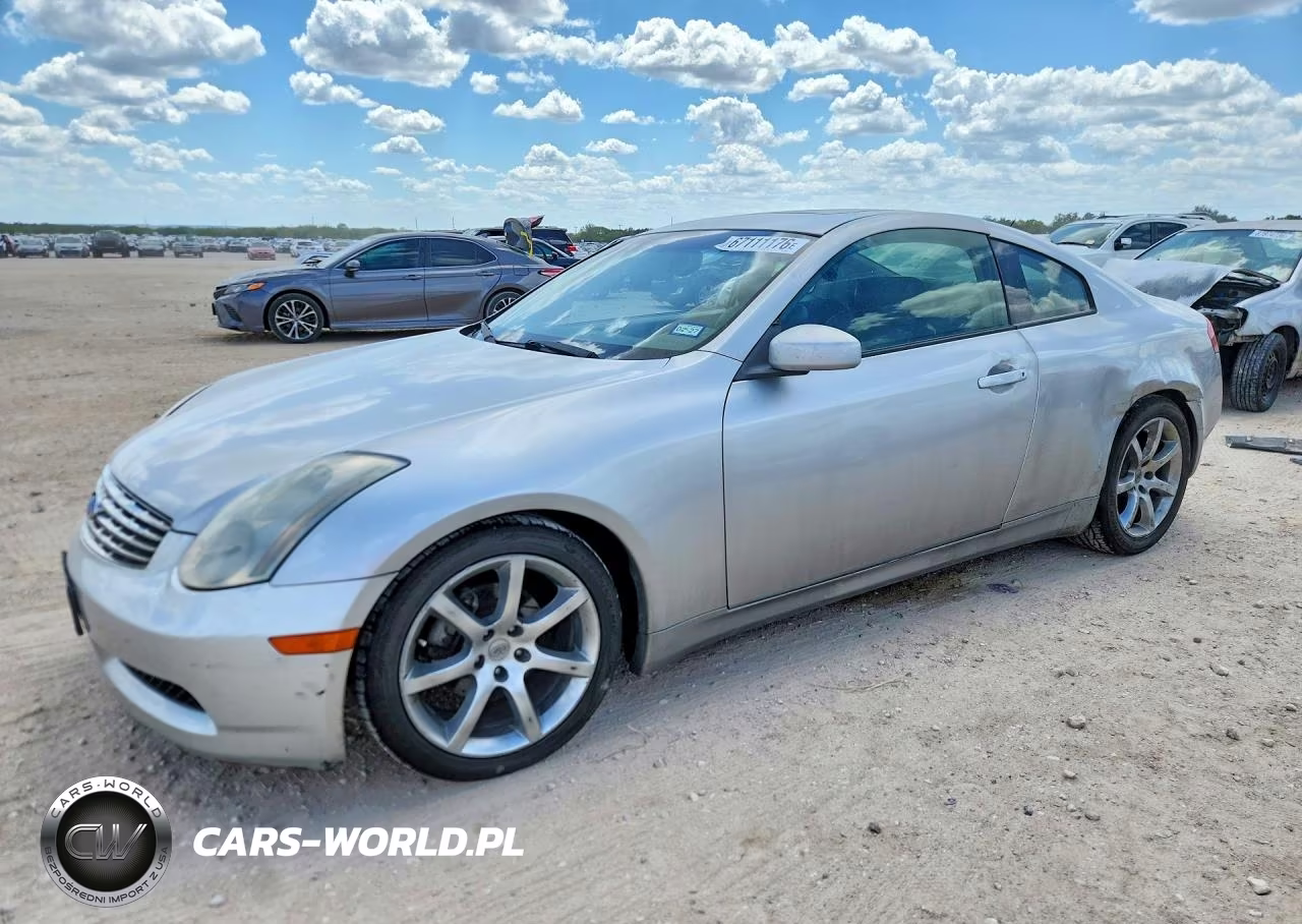 2003 Infiniti G35 Base