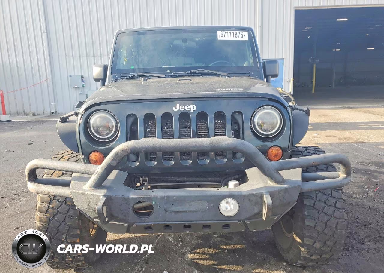 2012 Jeep Wrangler Unlimited Sport VIN:1C4HJWDGXCL182223 - 5