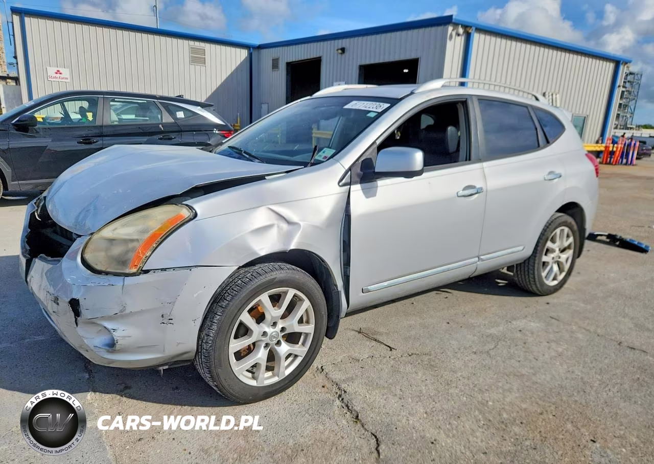 2013 Nissan Rogue S
