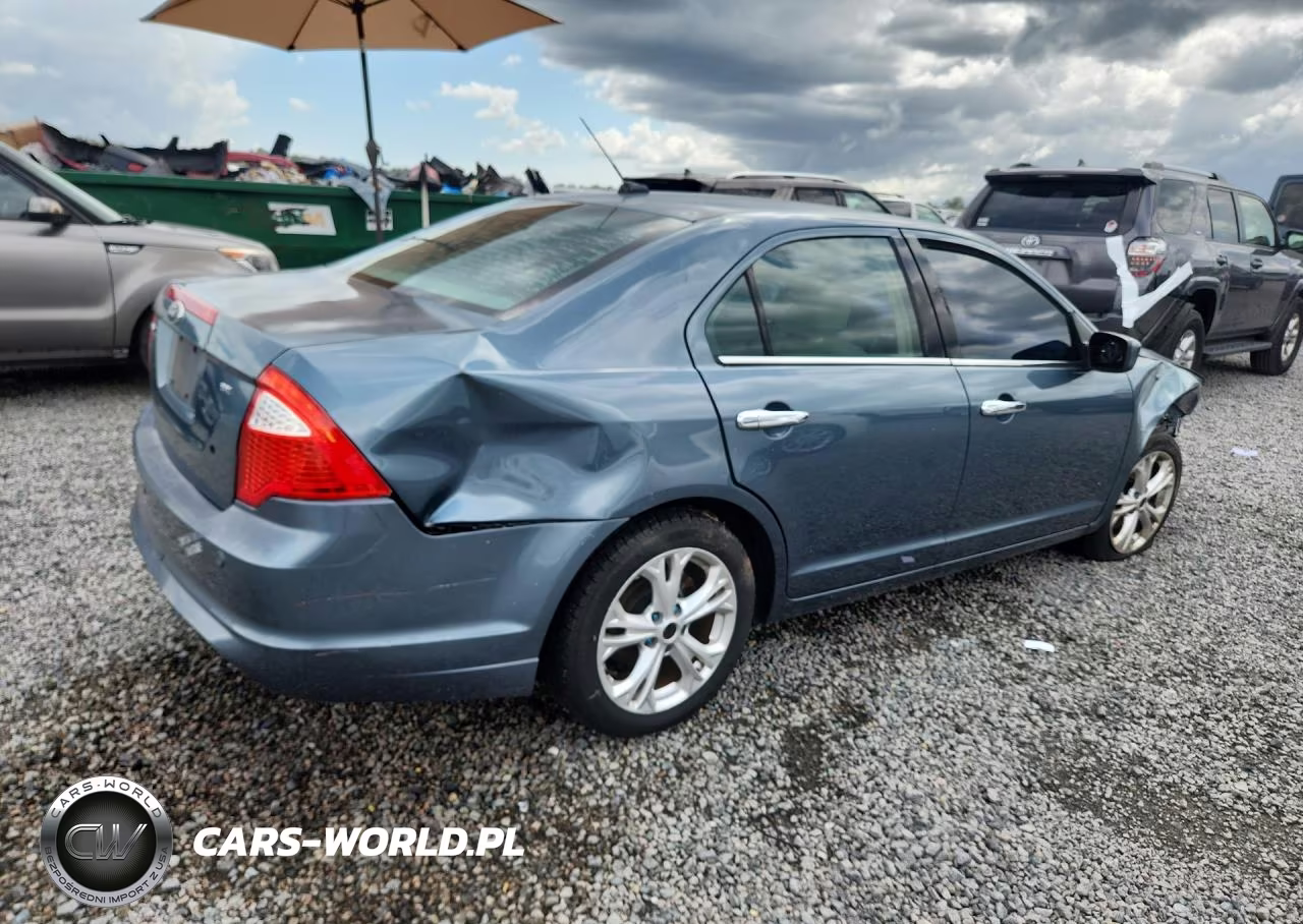 2012 Ford Fusion Se VIN:3FAHP0HA9CR408146 - 3