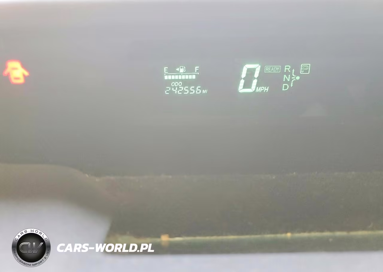2004 Toyota Prius Base VIN:JTDKB20U340022713 - 9