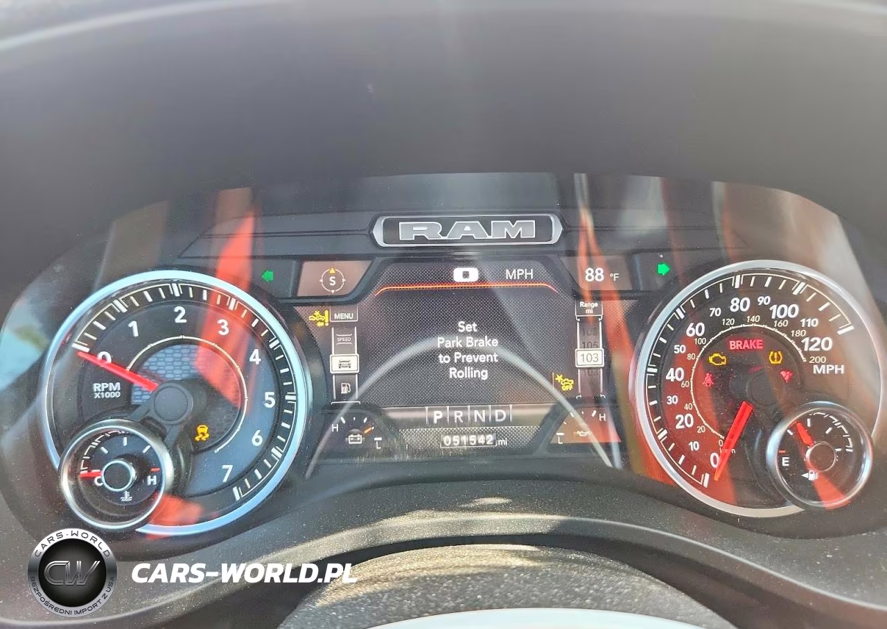 2022 Ram 1500 Laramie VIN:1C6SRFJT3NN386313 - 9