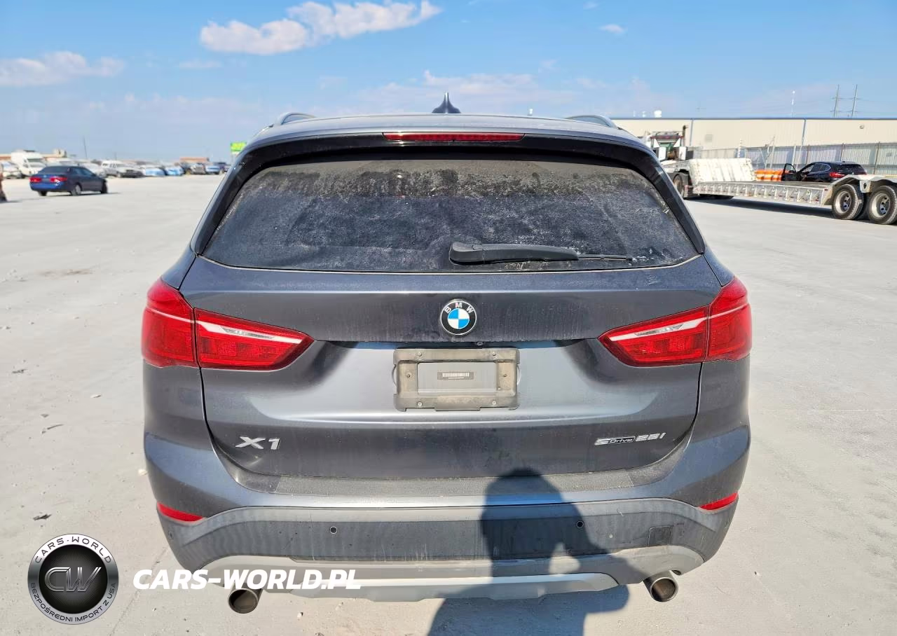 2018 BMW X1 Sdrive28I VIN:WBXHU7C35J3H44043 - 6
