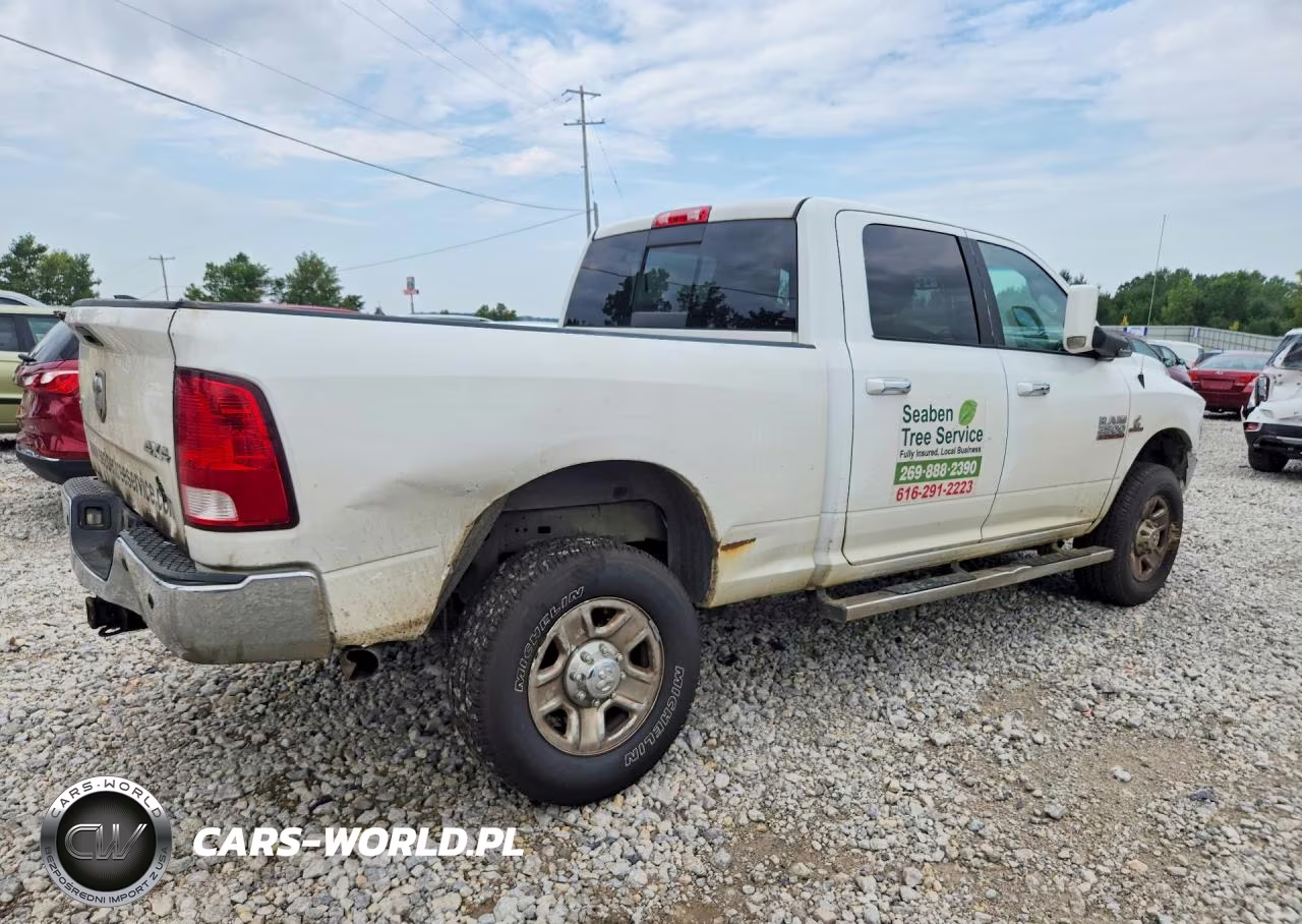 2018 Ram 2500 Slt VIN:3C6UR5DL1JG275888 - 3
