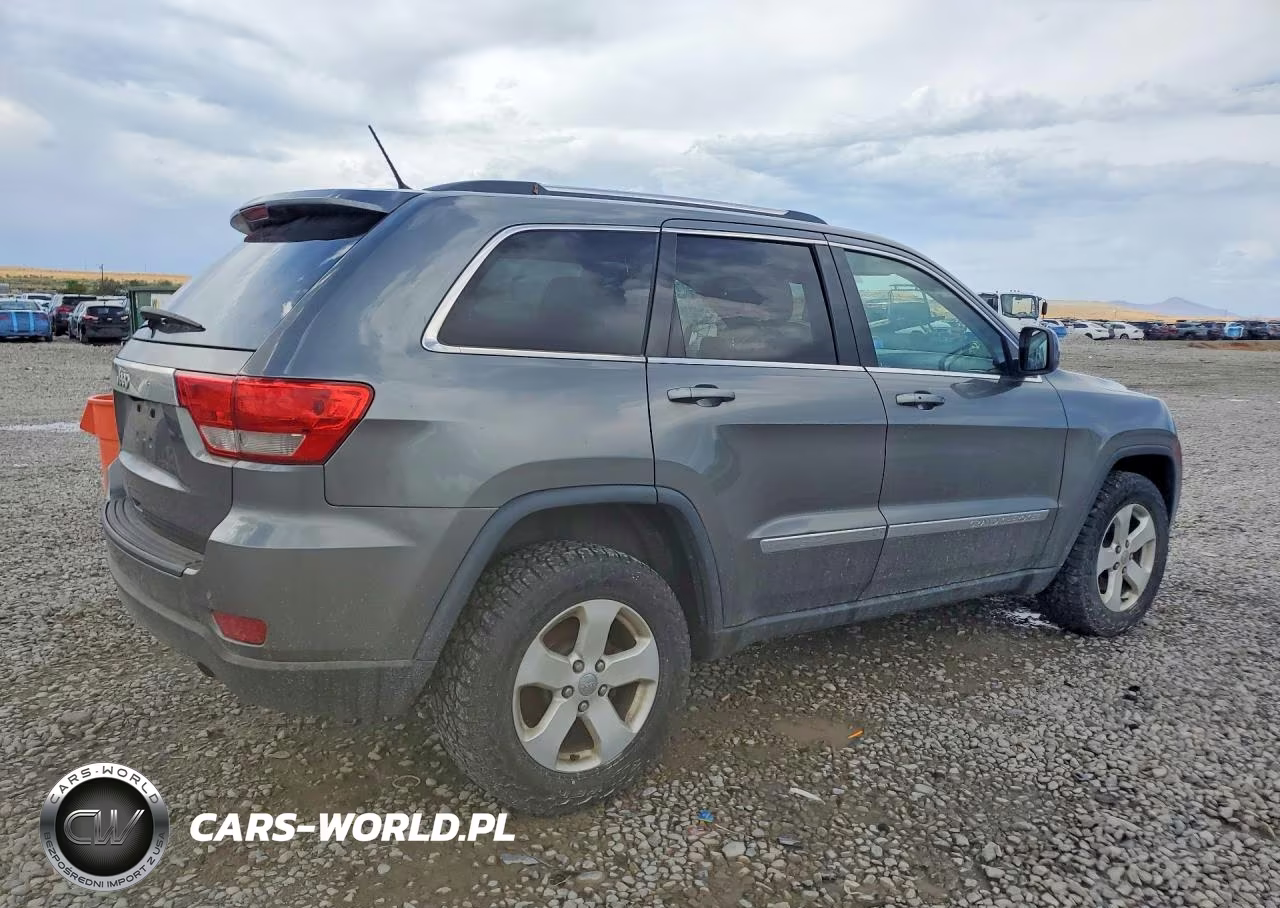 2012 Jeep Grand Cherokee Laredo VIN:1C4RJFAG0CC316164 - 3