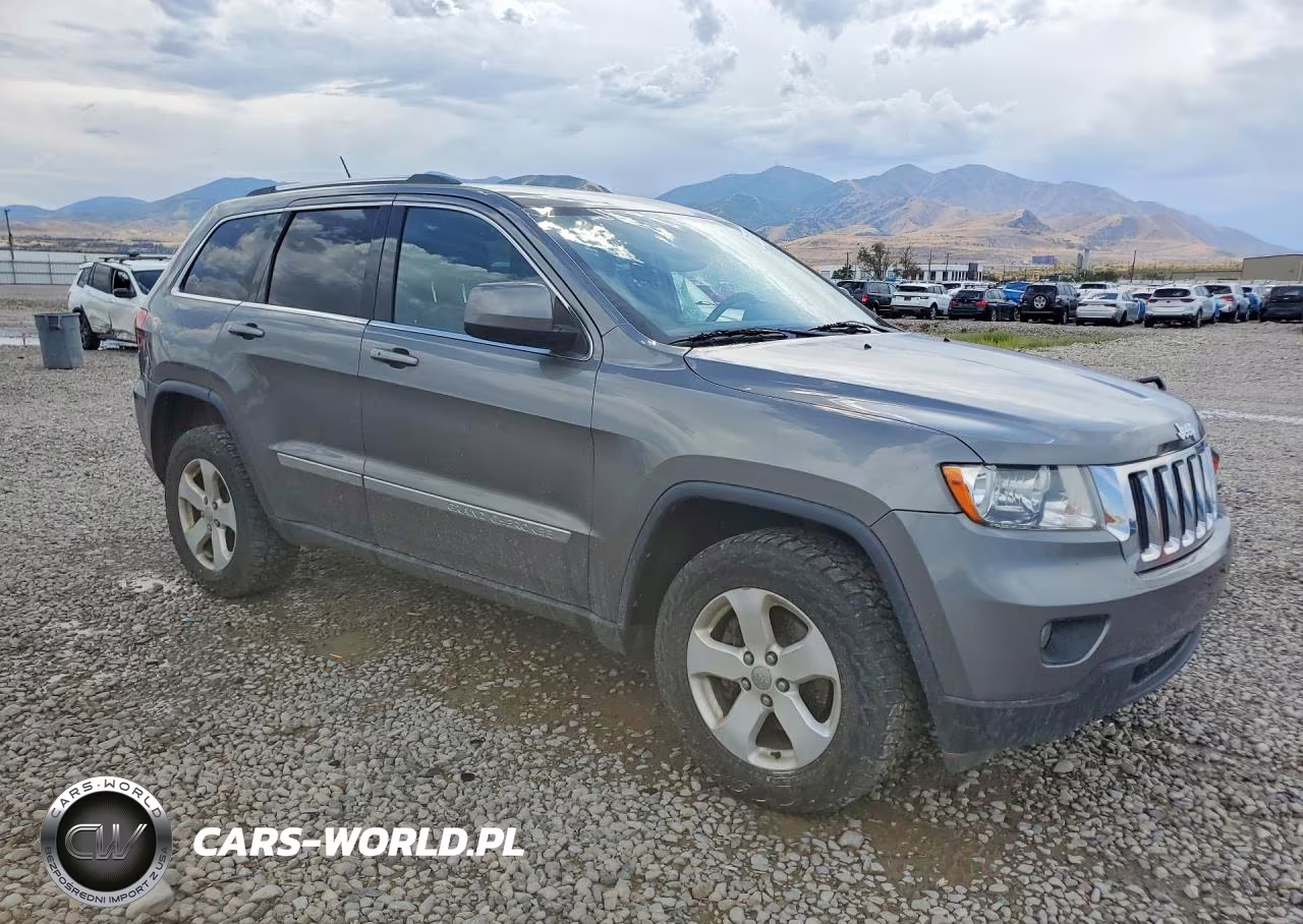 2012 Jeep Grand Cherokee Laredo VIN:1C4RJFAG0CC316164 - 4