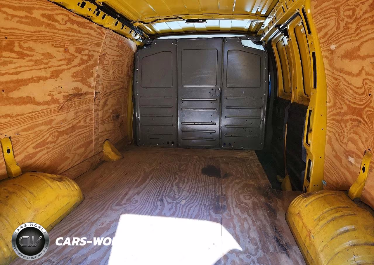 2021 Chevrolet Express G2500 Delivery Van VIN:1GCWGAFPXM1174349 - 10