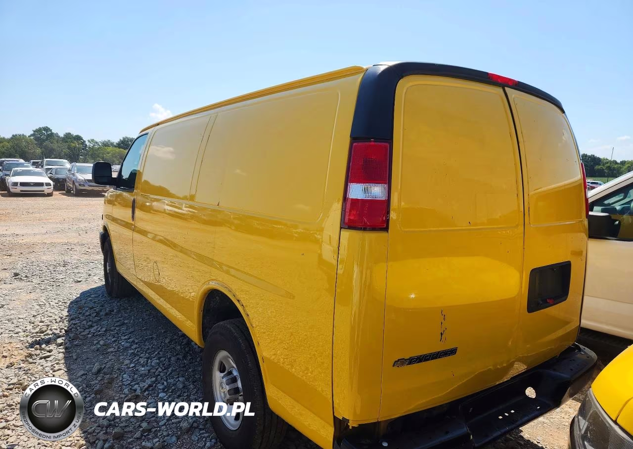 2021 Chevrolet Express G2500 Delivery Van VIN:1GCWGAFPXM1174349 - 2
