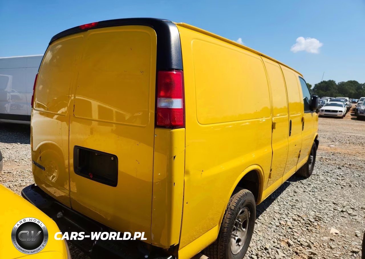 2021 Chevrolet Express G2500 Delivery Van VIN:1GCWGAFPXM1174349 - 3