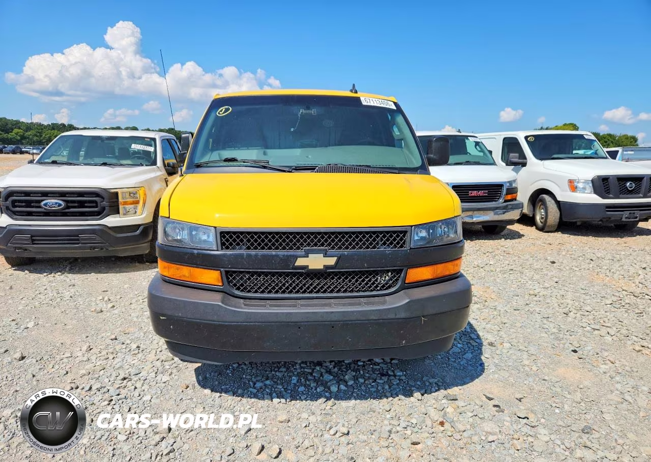 2021 Chevrolet Express G2500 Delivery Van VIN:1GCWGAFPXM1174349 - 5