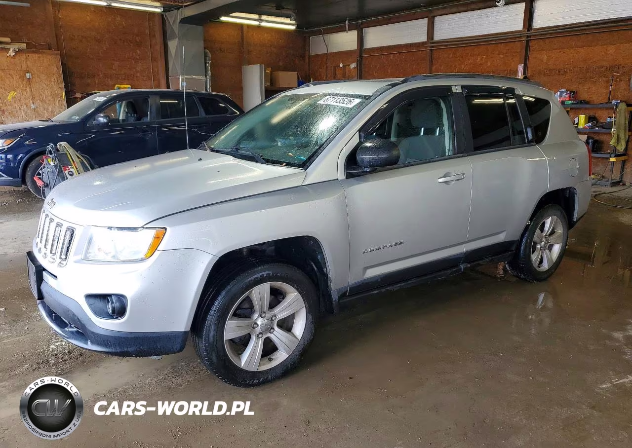 2013 Jeep Compass Latitude VIN:1C4NJDEBXDD280433 - 1