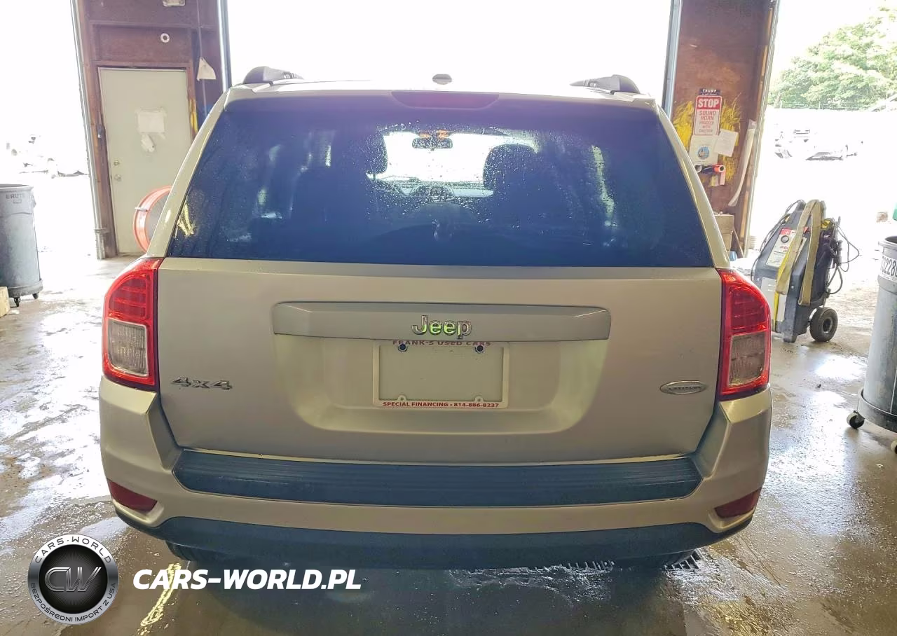 2013 Jeep Compass Latitude VIN:1C4NJDEBXDD280433 - 6