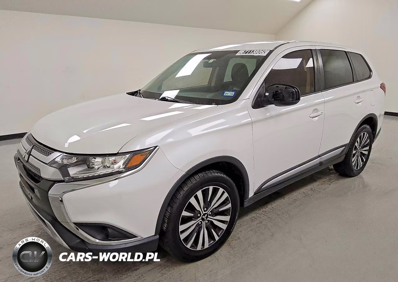 2020 Mitsubishi Outlander Es