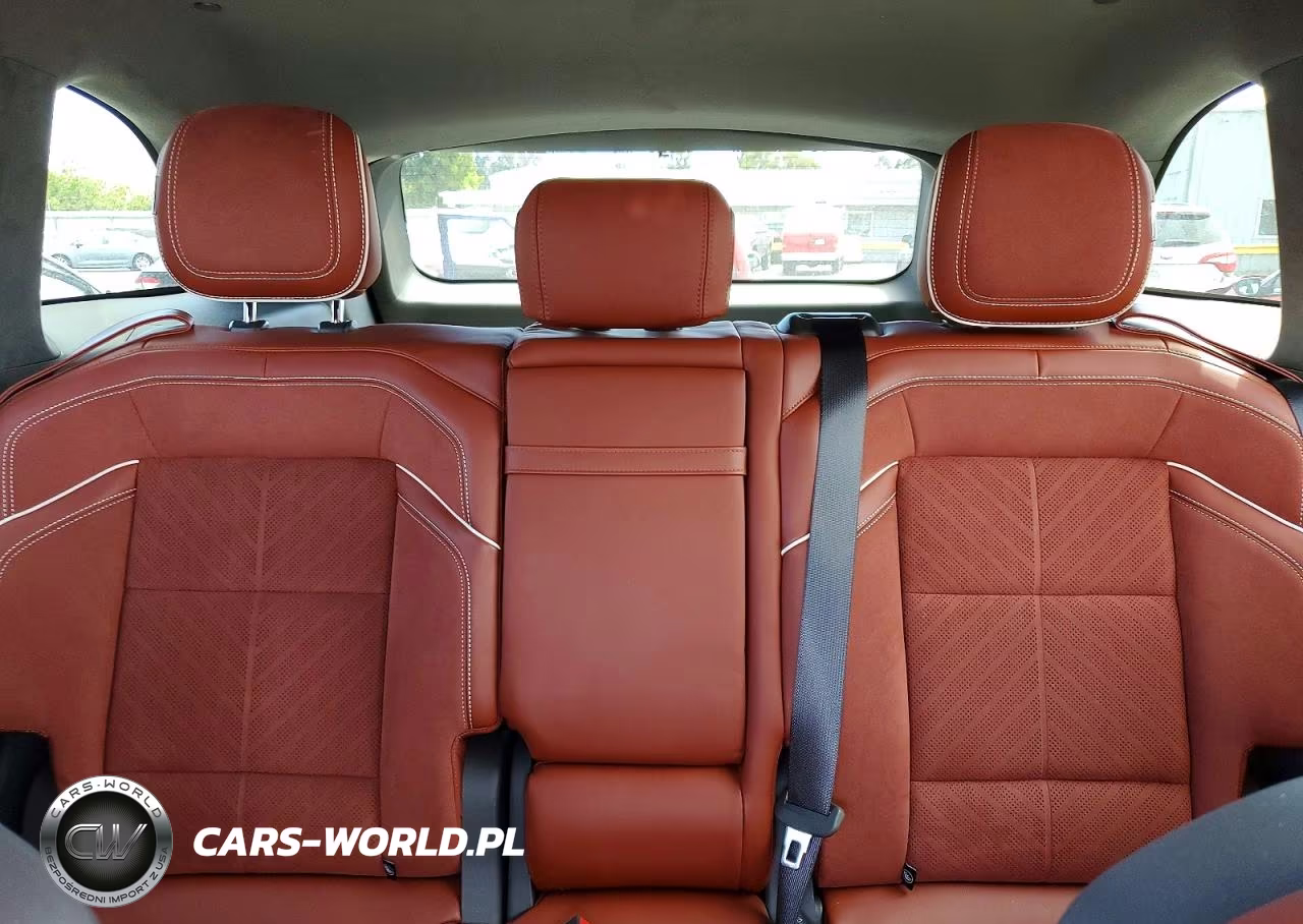 2024 Lincoln Nautilus Black Label VIN:5LMPJ9JA3RJ798422 - 10