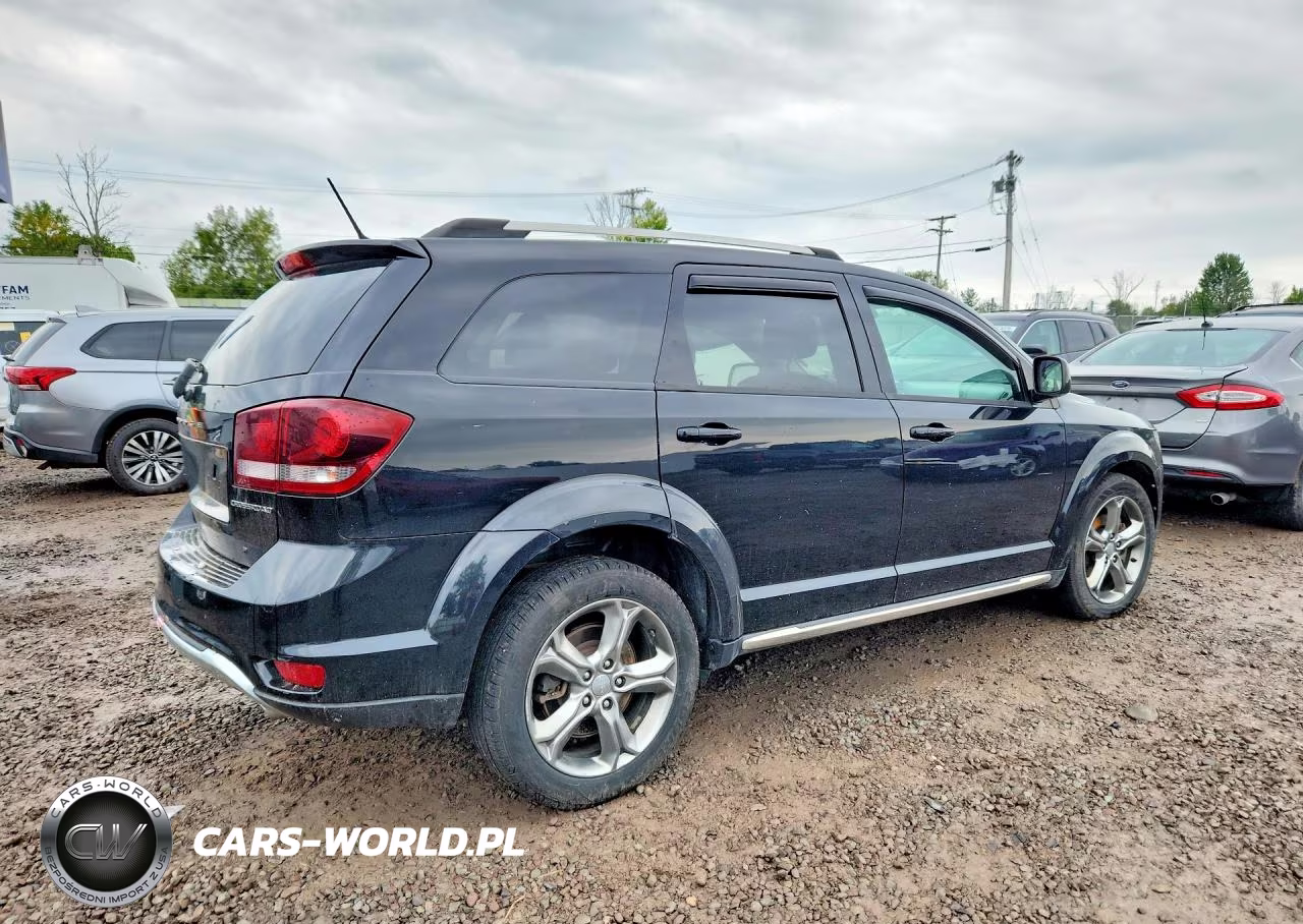 2017 Dodge Journey Crossroad VIN:3C4PDDGG3HT600149 - 3