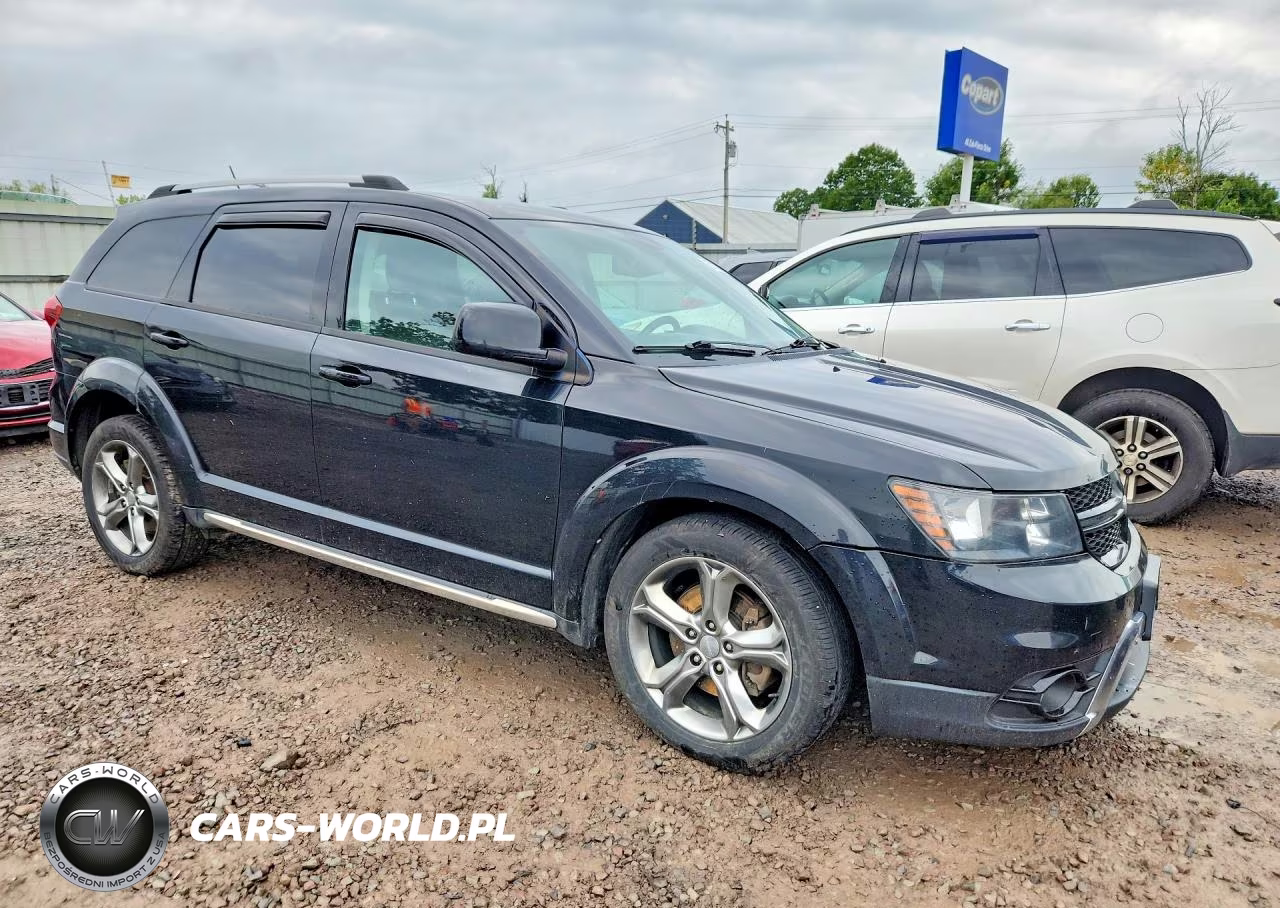 2017 Dodge Journey Crossroad VIN:3C4PDDGG3HT600149 - 4