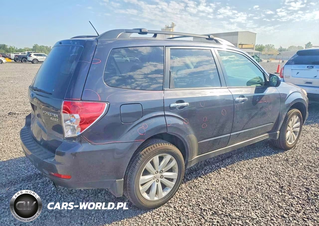 2011 Subaru Forester Limited VIN:JF2SHAEC1BH752063 - 3