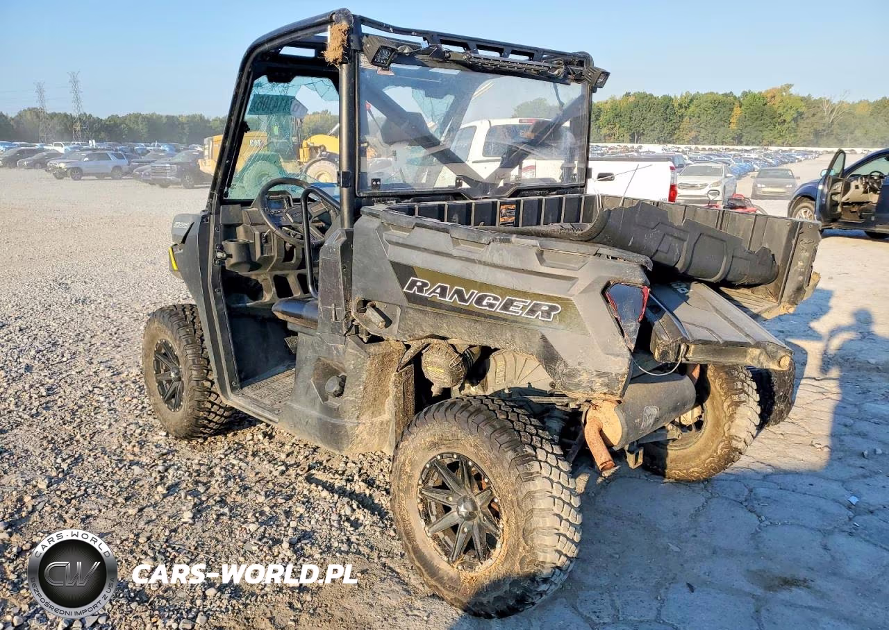 2023 Polaris Ranger 1000 Utility Vehicle VIN:3NSTAA99XPH360280 - 3