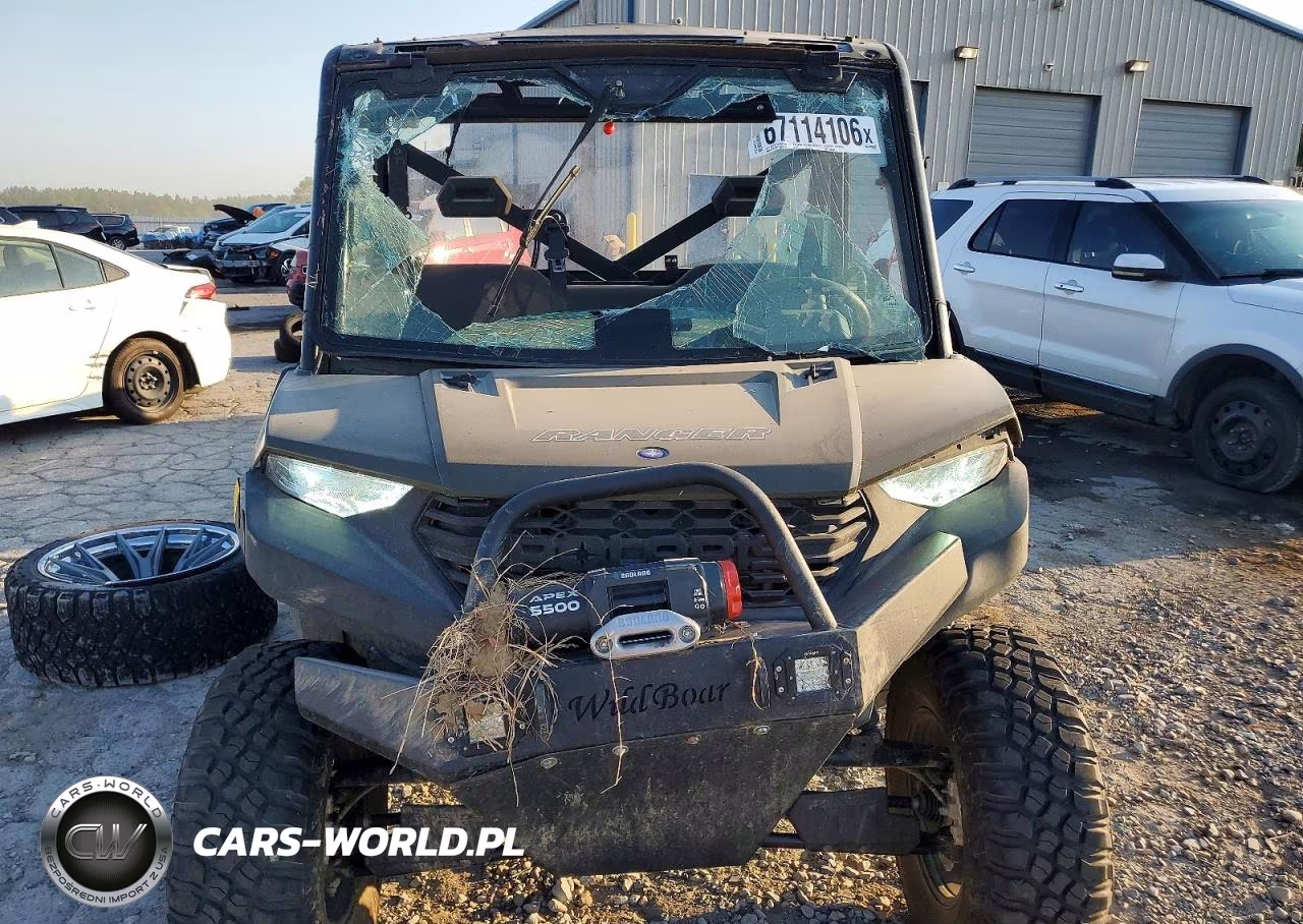 2023 Polaris Ranger 1000 Utility Vehicle VIN:3NSTAA99XPH360280 - 9