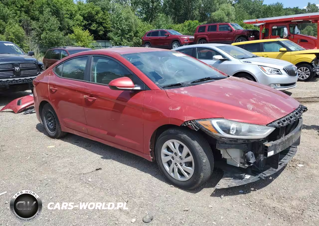 2017 Hyundai Elantra Se VIN:5NPD74LF8HH067142 - 4