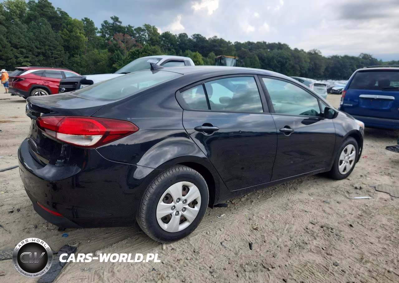 2017 Kia Forte Lx VIN:3KPFK4A76HE130357 - 3