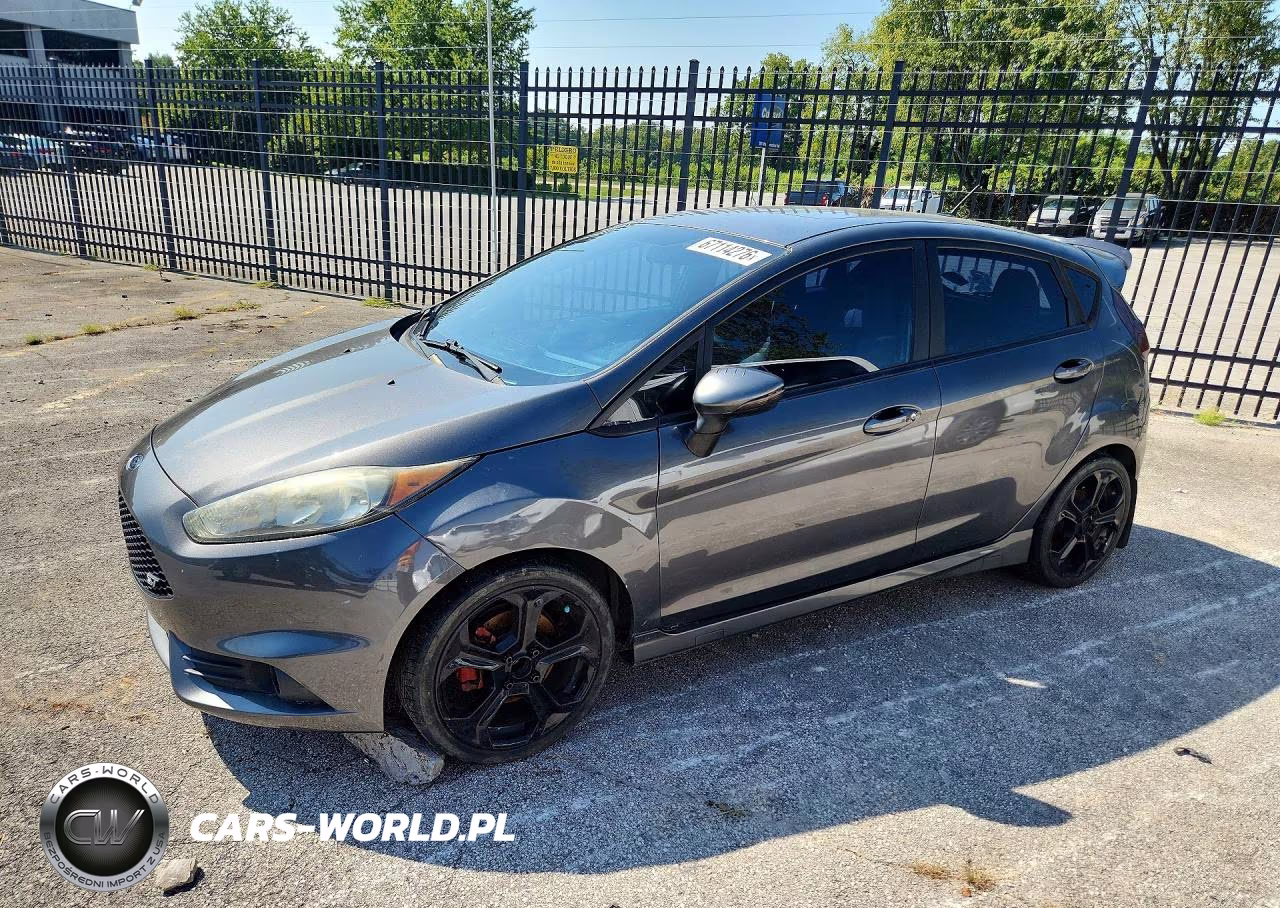 2017 Ford Fiesta St – zdjęcie 1 z 12