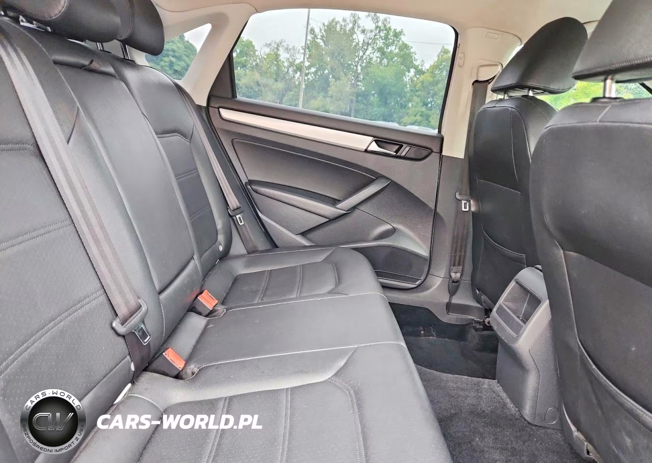 2012 Volkswagen Passat Se VIN:1VWBP7A37CC091029 - 10
