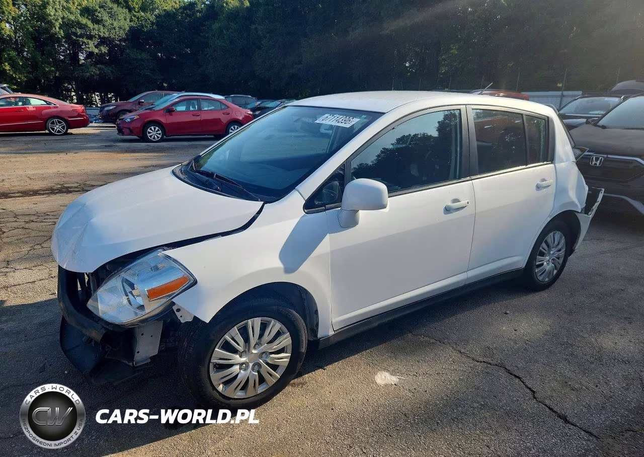 2011 Nissan Versa 1.8 S