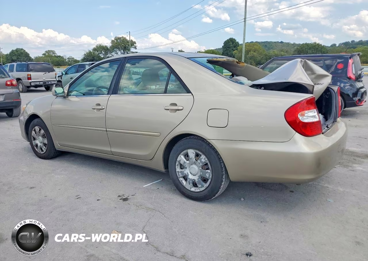 2002 Toyota Camry Le VIN:4T1BE32K33U214323 - 2