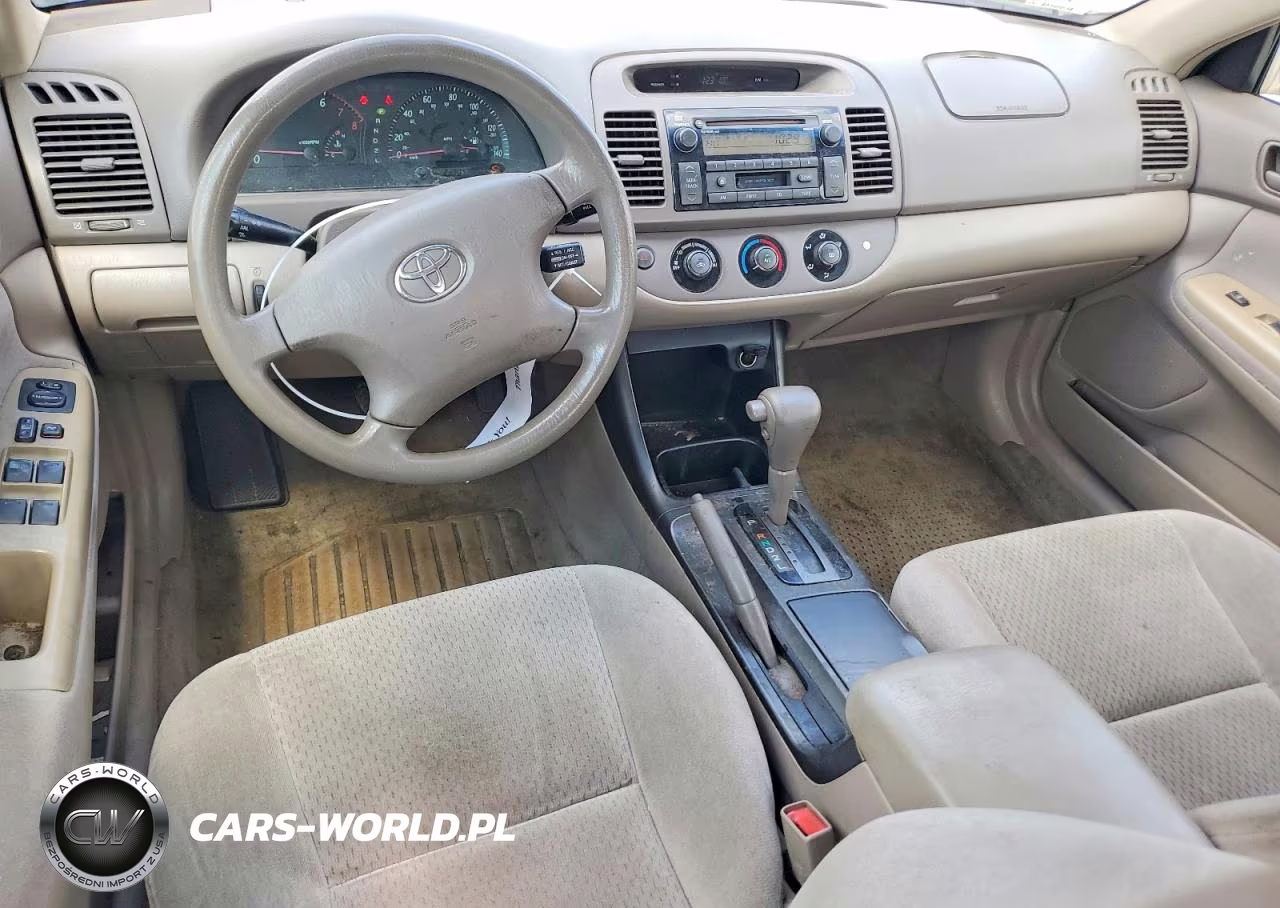 2002 Toyota Camry Le VIN:4T1BE32K33U214323 - 8