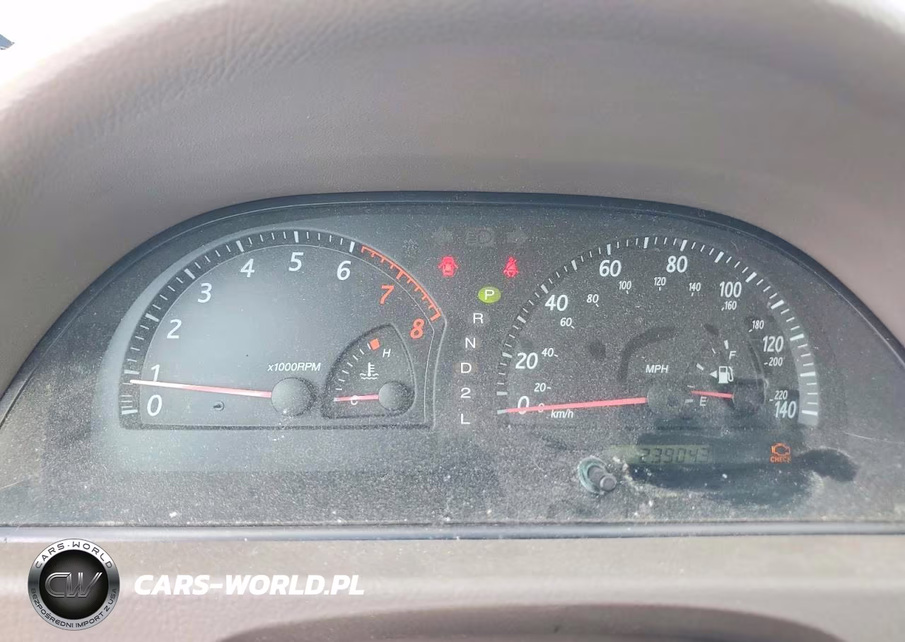 2002 Toyota Camry Le VIN:4T1BE32K33U214323 - 9
