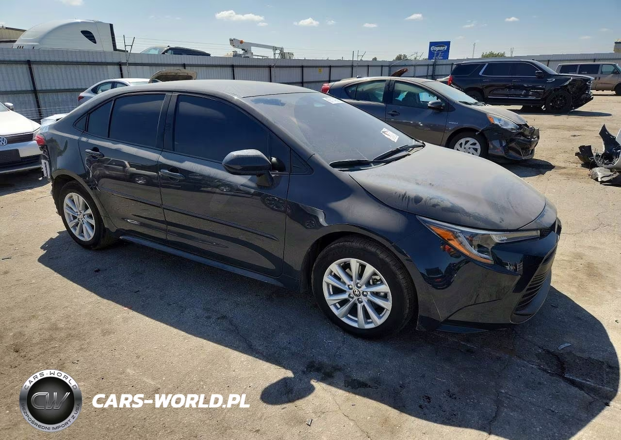 2026 Toyota Corolla Le VIN:JTDB4MEE4T3043719 - 4